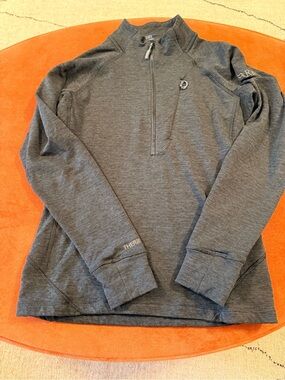 Women’s Rab pullover Nexus fleece